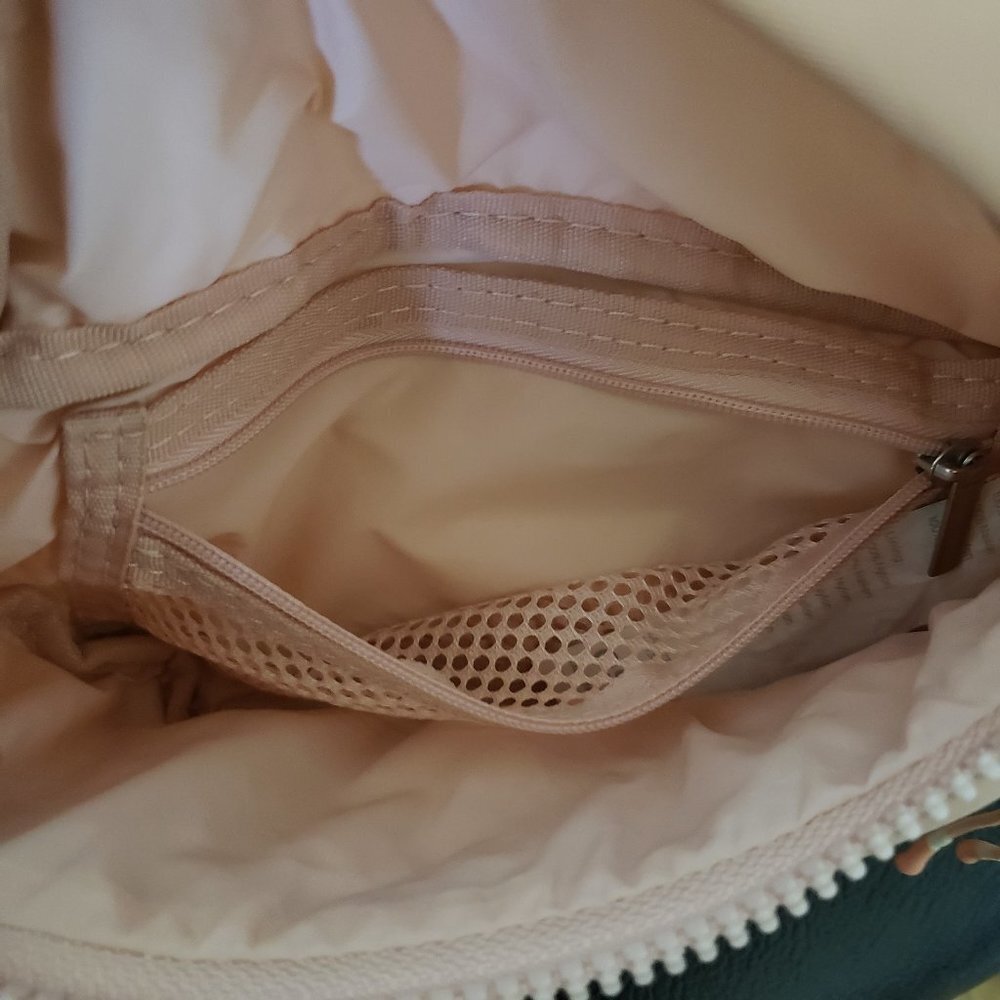 Fabletics Belt Bag View 6